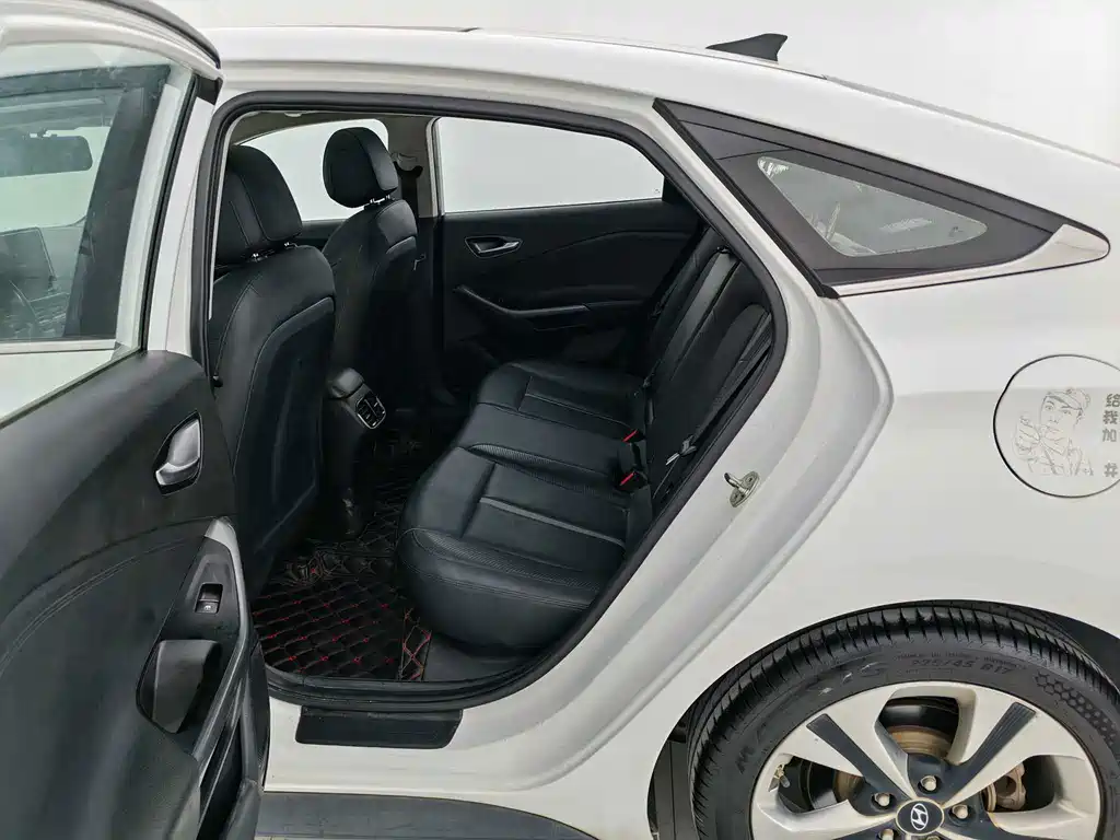 Hyundai Fista — миниатюра 12