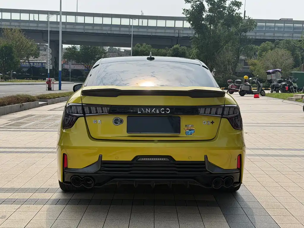 Lynk & Co 03 — миниатюра 9