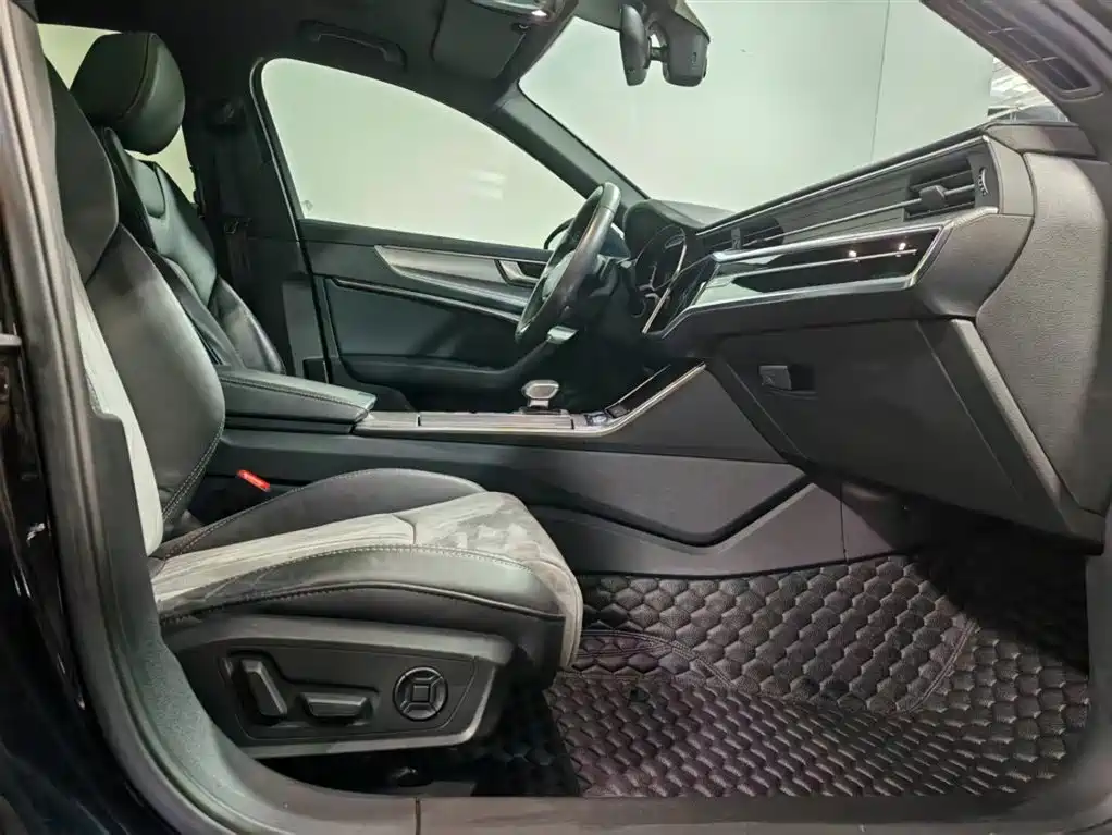 Audi A6L 2021 45 TFSI
