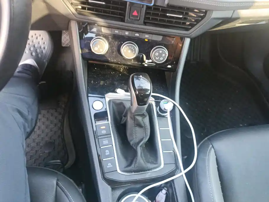 Volkswagen Sagitar — миниатюра 16