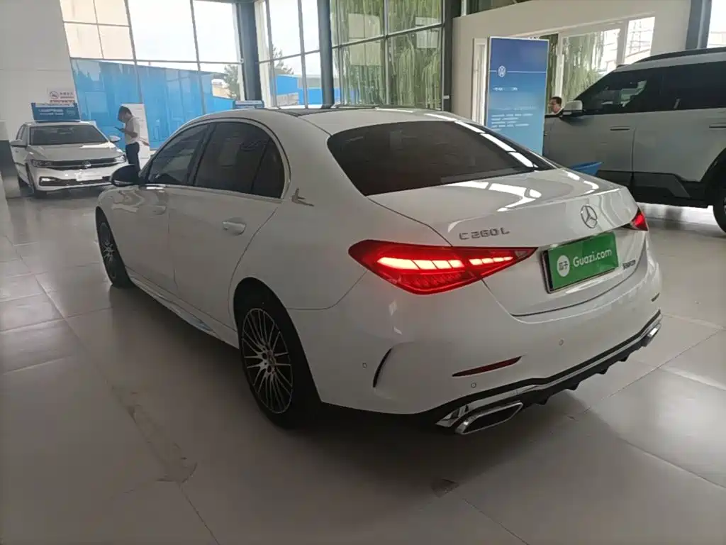 Mercedes-Benz C-Class — миниатюра 5