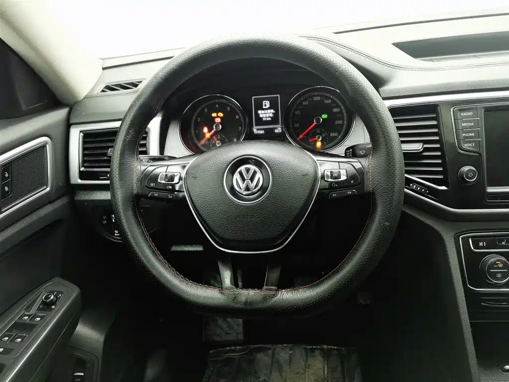 VOLKSWAGEN TOURANG