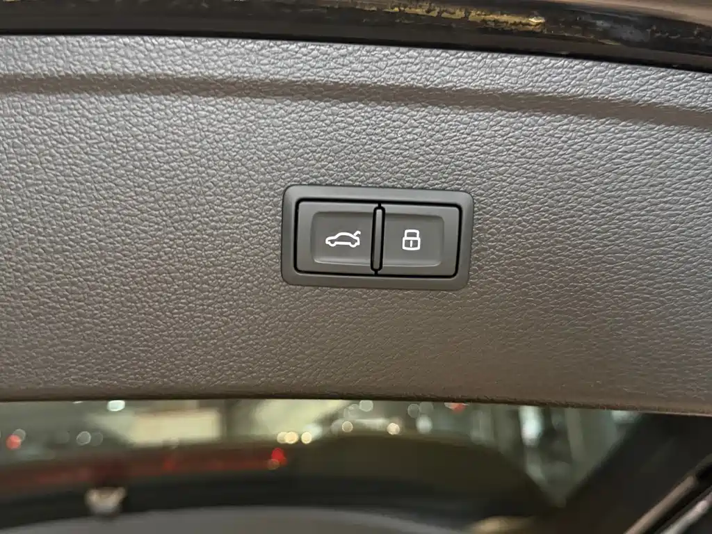 Audi Q5L — миниатюра 14