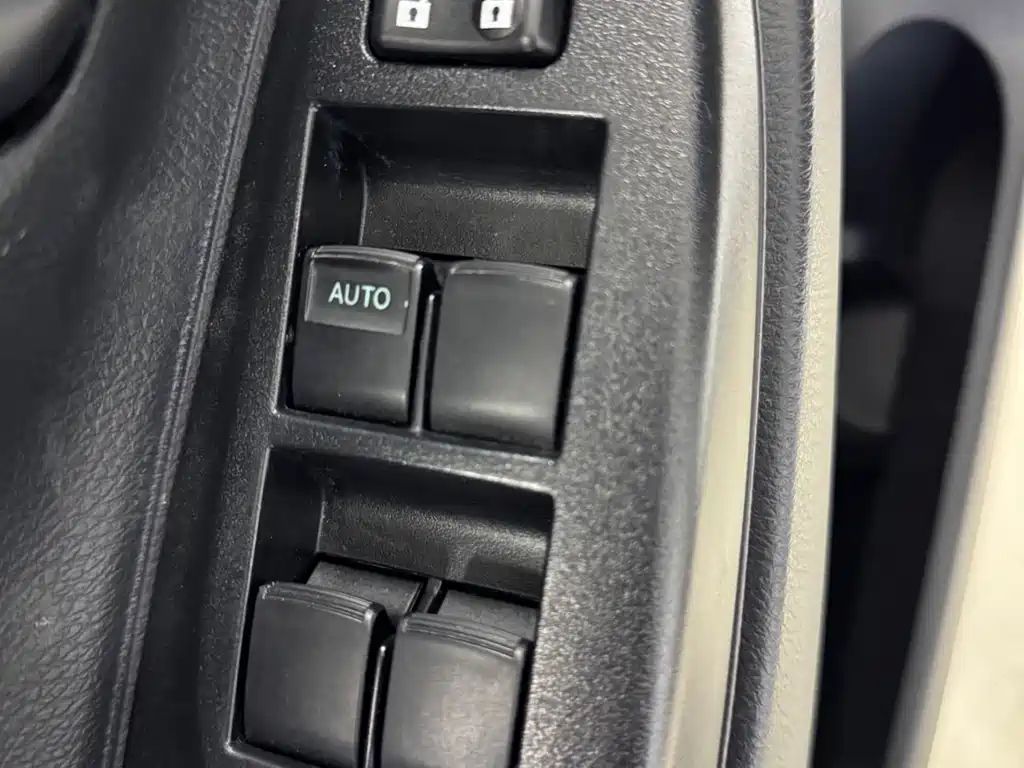 TOYOTA YARIS L ZHIXUAN