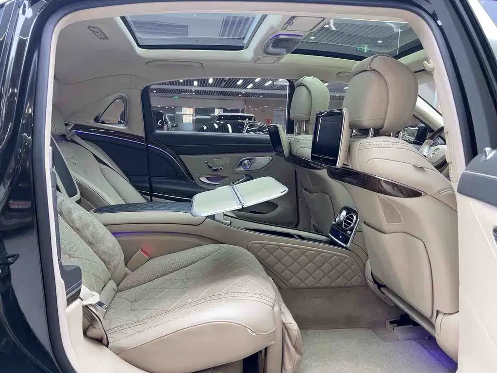 Mercedes-Benz S-Class — миниатюра 8