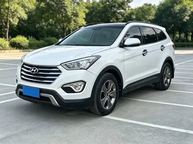 Hyundai Maxcruz