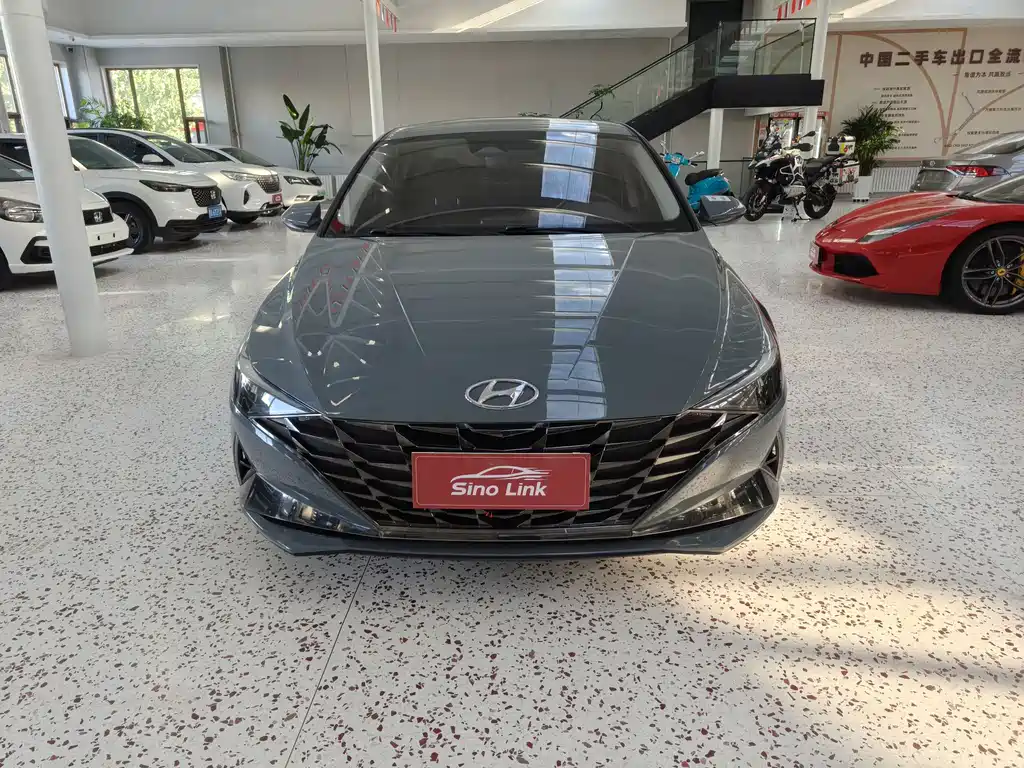 Hyundai Elantra — миниатюра 2