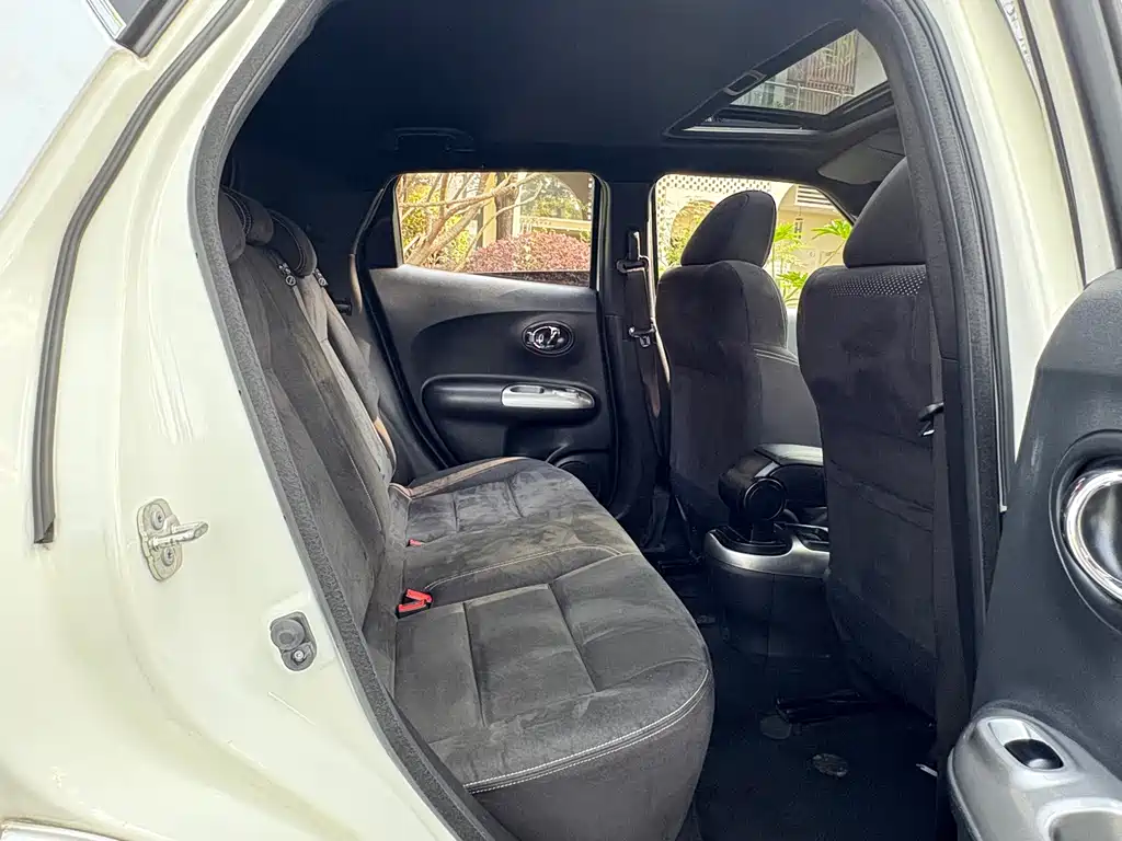 Infiniti ESQ — миниатюра 12