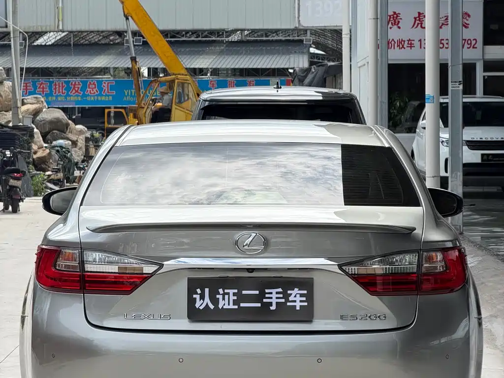 Lexus ES 2015 200 Elite
