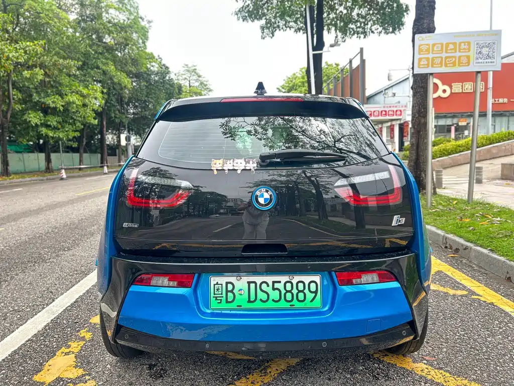 BMW i3 (Import) — миниатюра 4