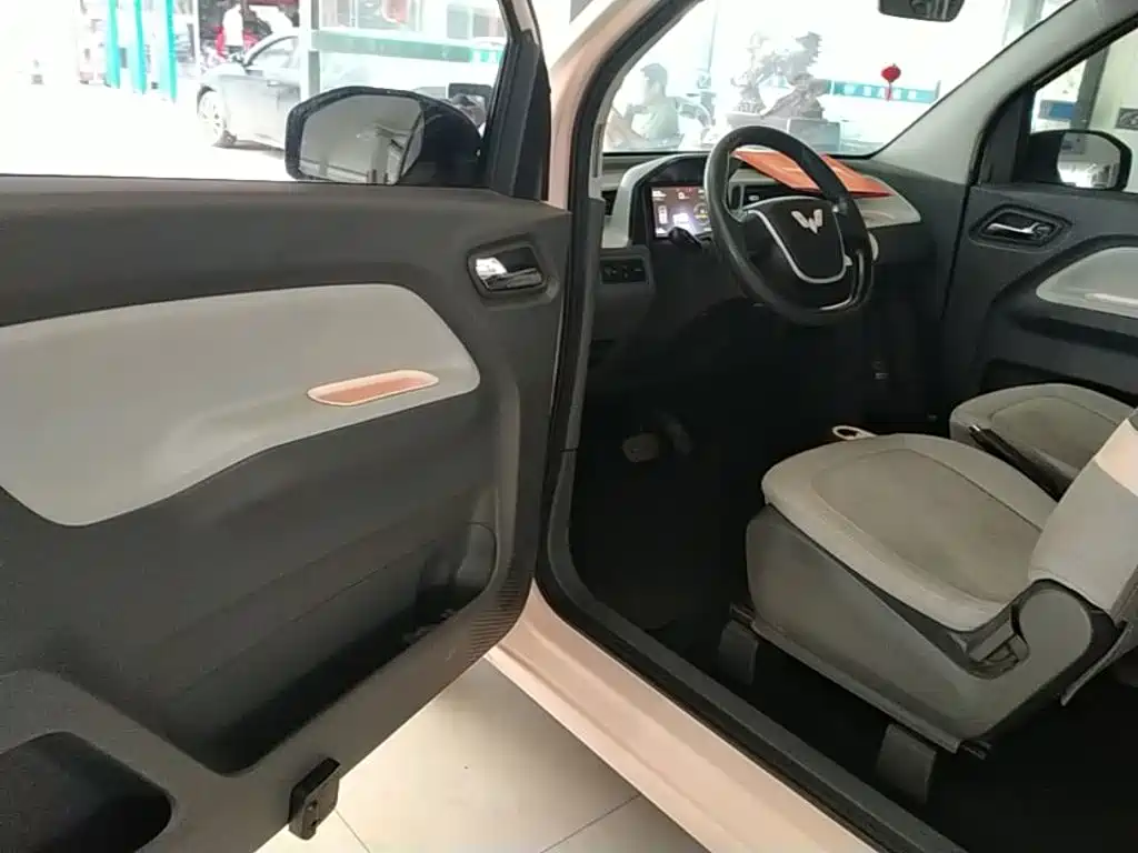 Wuling MINIEV — миниатюра 16