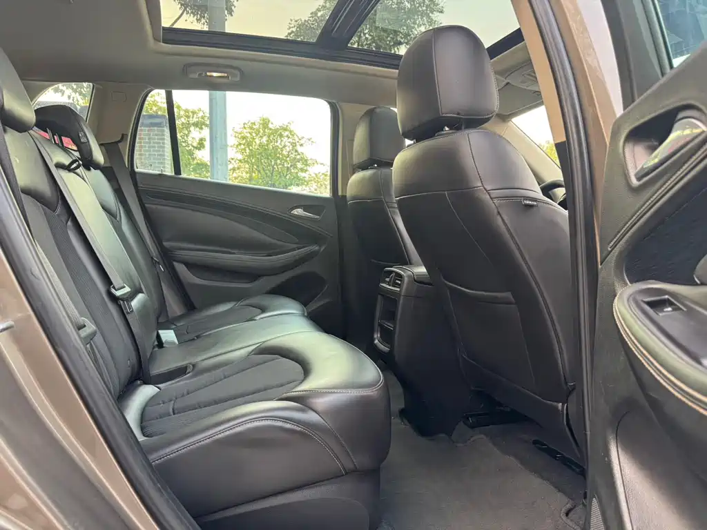 Buick Envision Plus — миниатюра 11