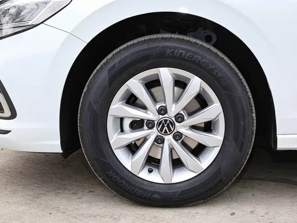 Volkswagen Bora — миниатюра 9