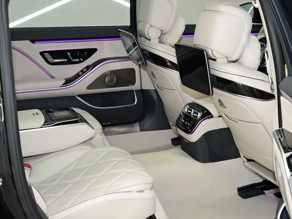 Mercedes-Benz S-Class — миниатюра 8