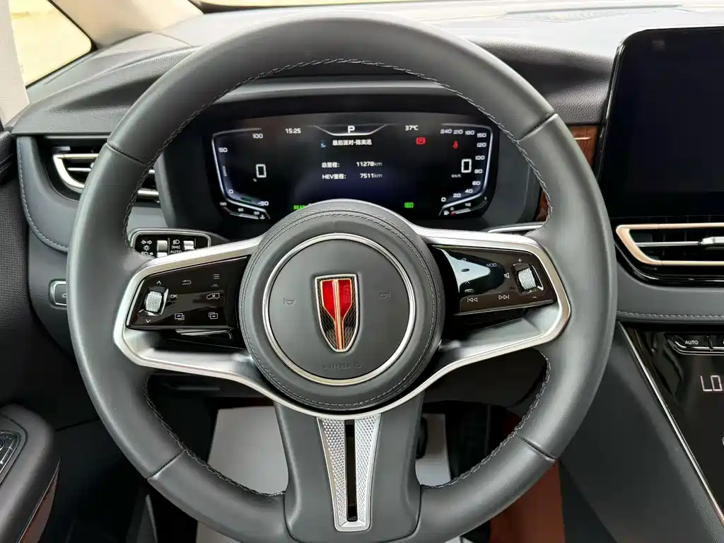 Hongqi Hongqi HQ9 PHEV — миниатюра 4