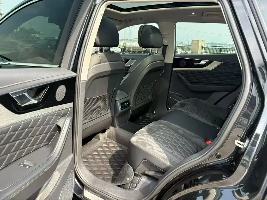 Hongqi Hongqi HS5 — миниатюра 5