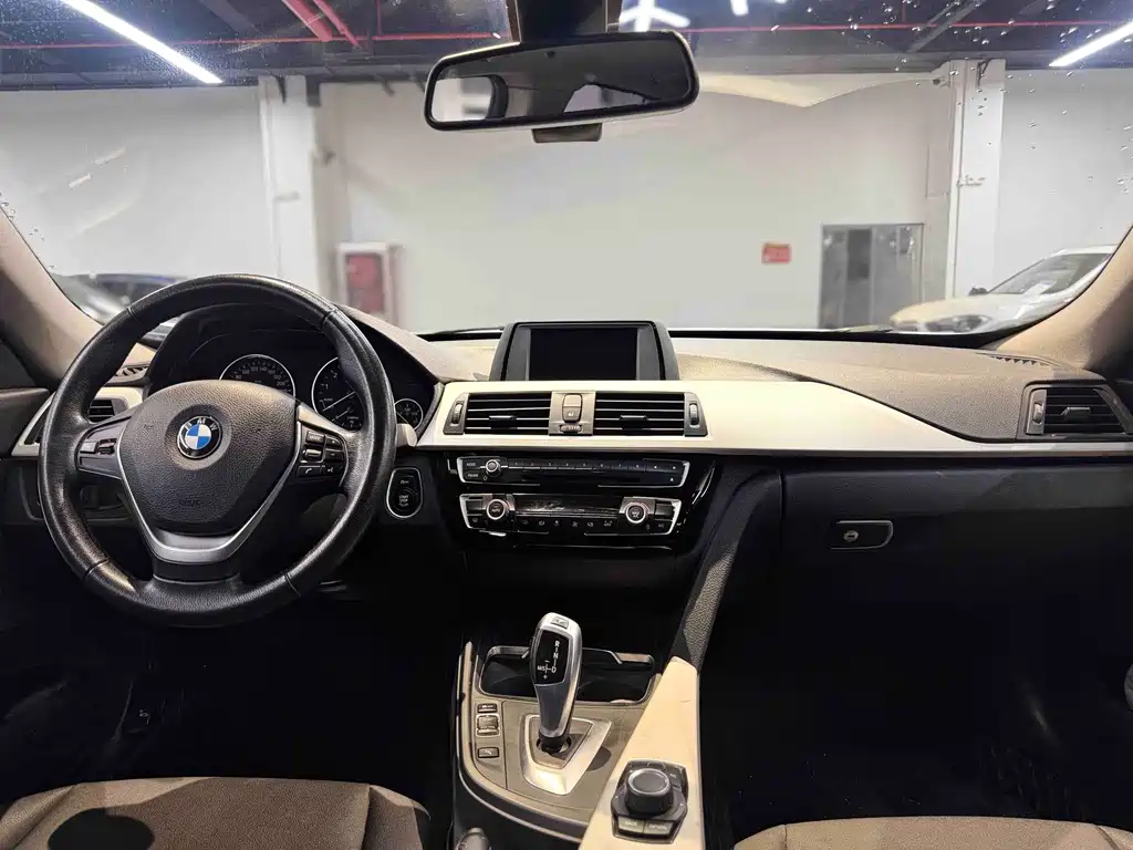 BMW 3 Series GT — миниатюра 11