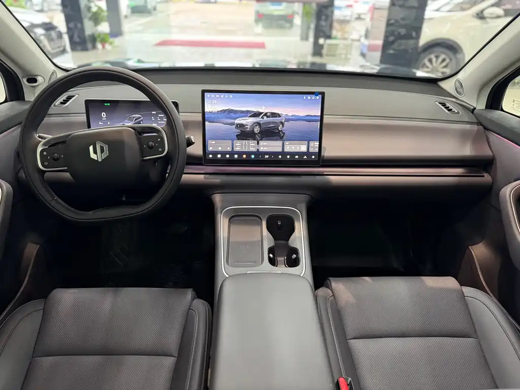 Leapmotor Leapmotor C10 — миниатюра 12