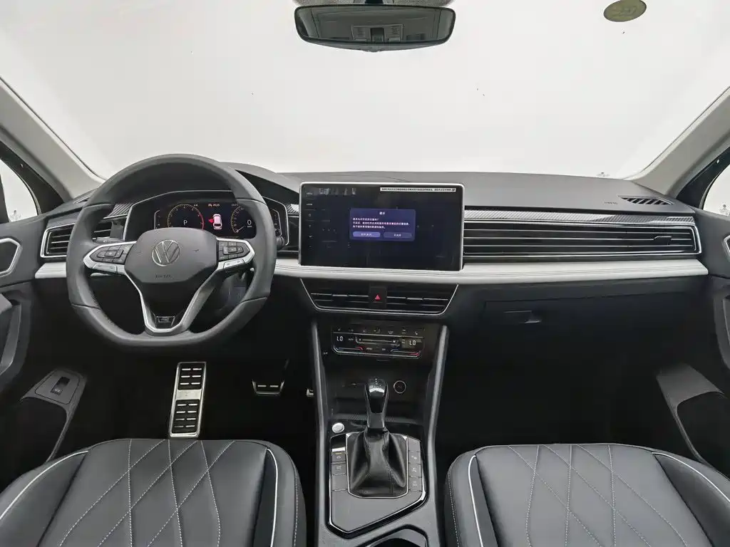 Volkswagen Tiguan L — миниатюра 5