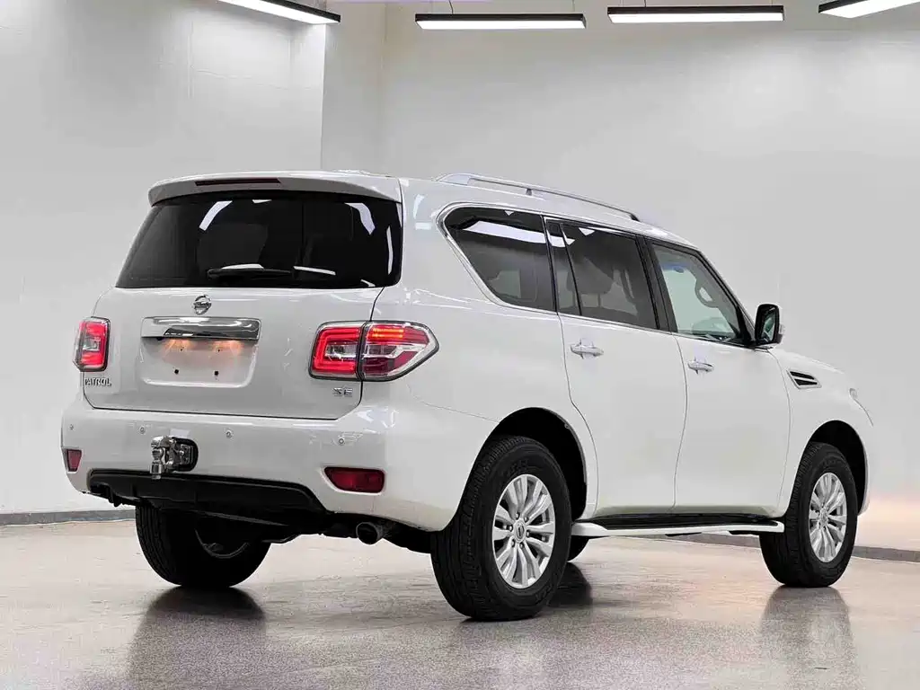 Nissan Patrol 2017 4.0L
