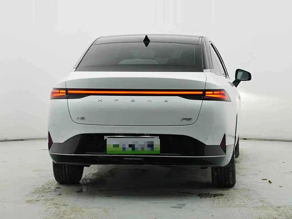 XPeng P5 — миниатюра 12