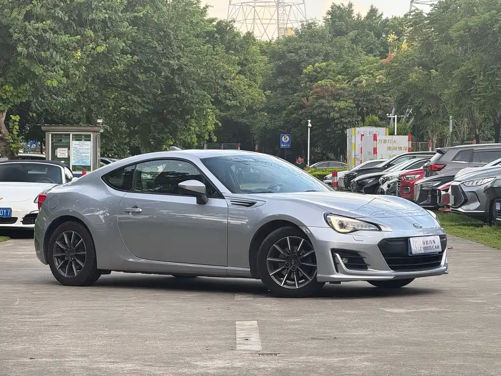 Subaru BRZ — миниатюра 3
