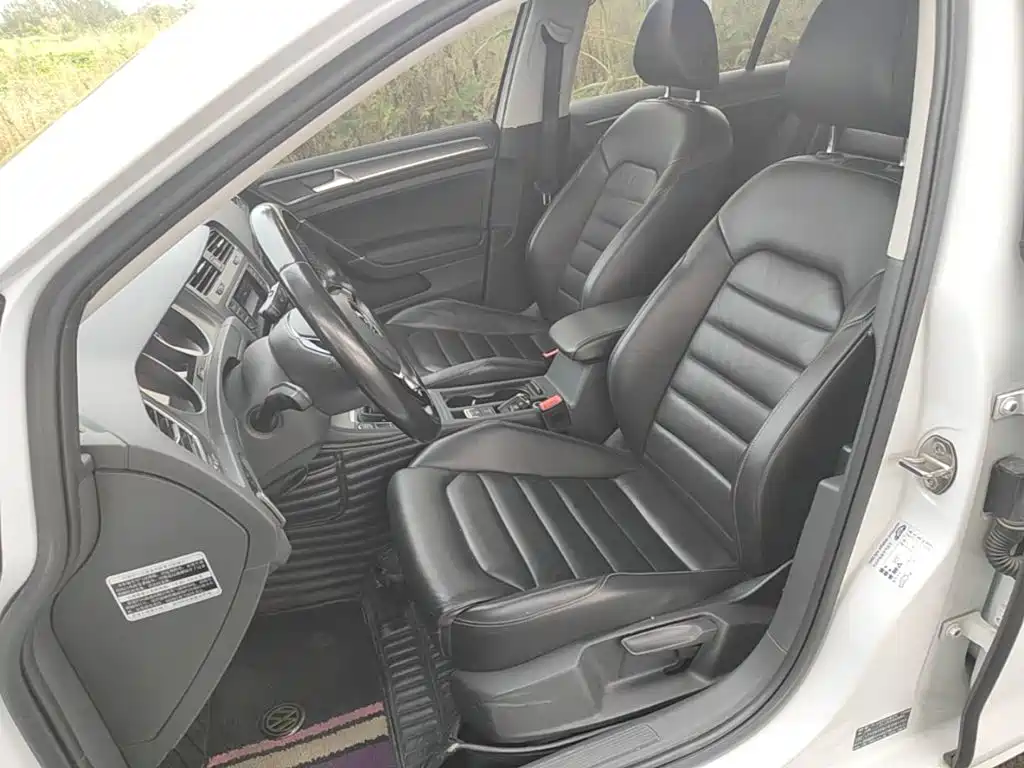 Volkswagen Golf — миниатюра 15