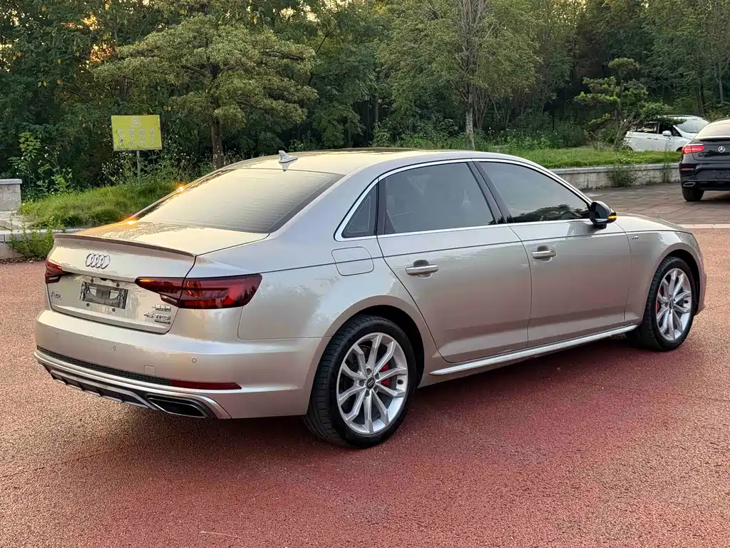 Audi A4L — миниатюра 9