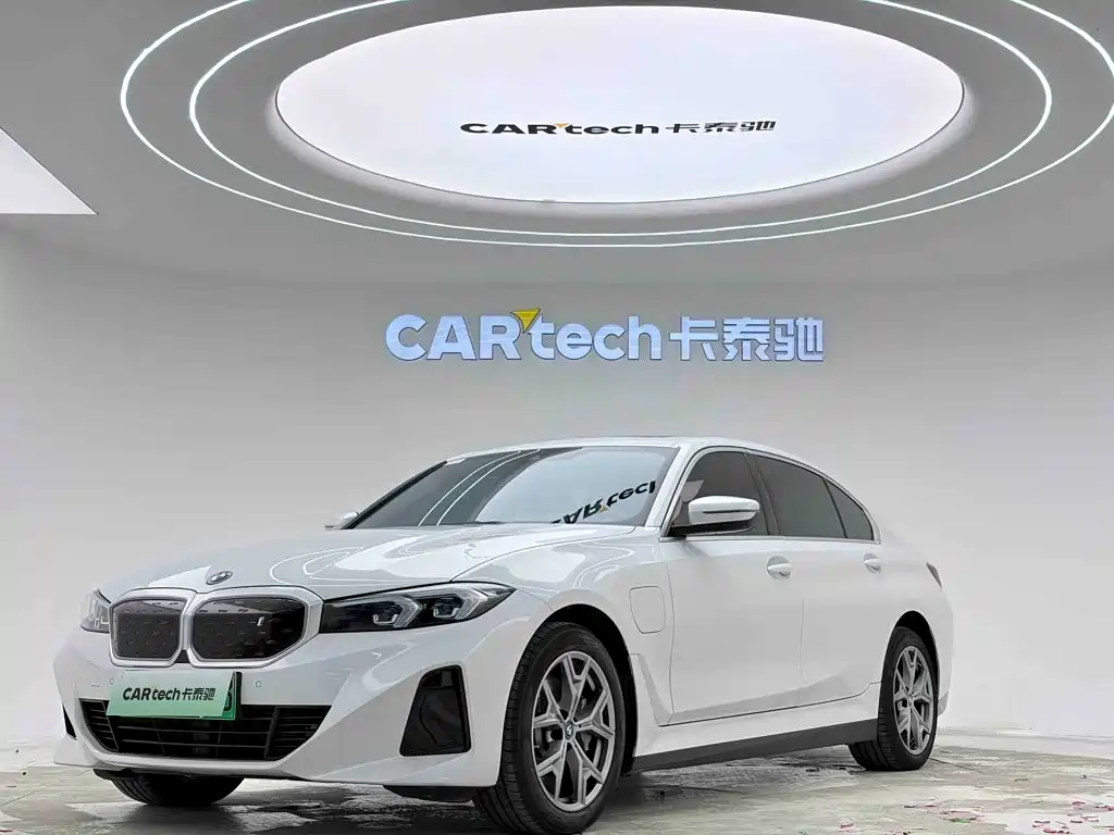宝马i3 2024款 eDrive 40 L 曜夜套装 2024