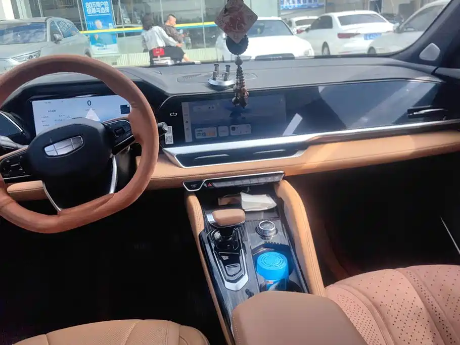 Geely Xingyue L — миниатюра 12