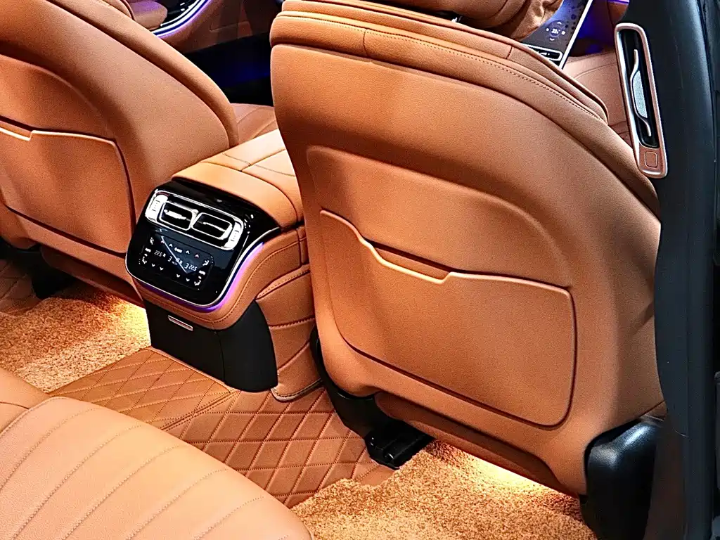 Mercedes-Benz S-Class — миниатюра 17