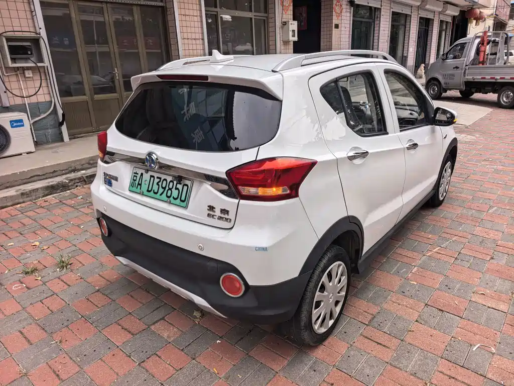 BAIC New Energy EC — миниатюра 3