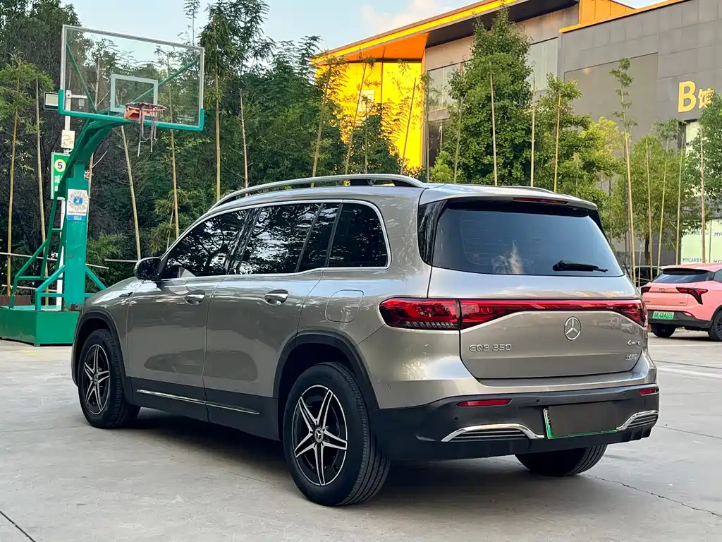Mercedes-Benz EQB — миниатюра 15