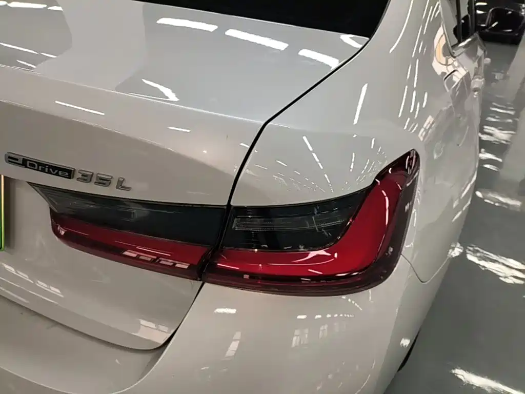 BMW i3 — миниатюра 8