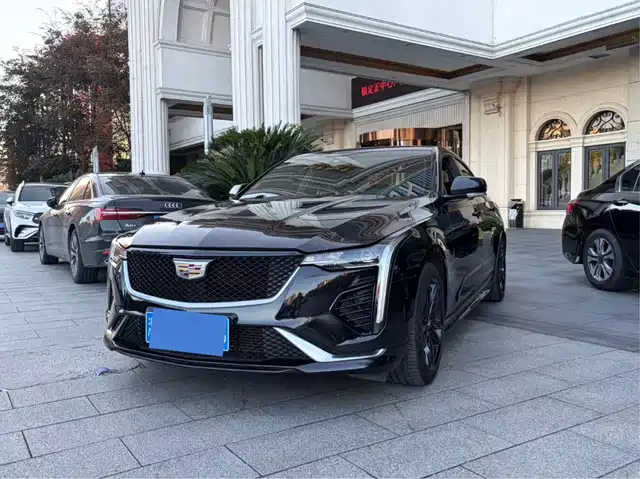 CADILLAC CT4