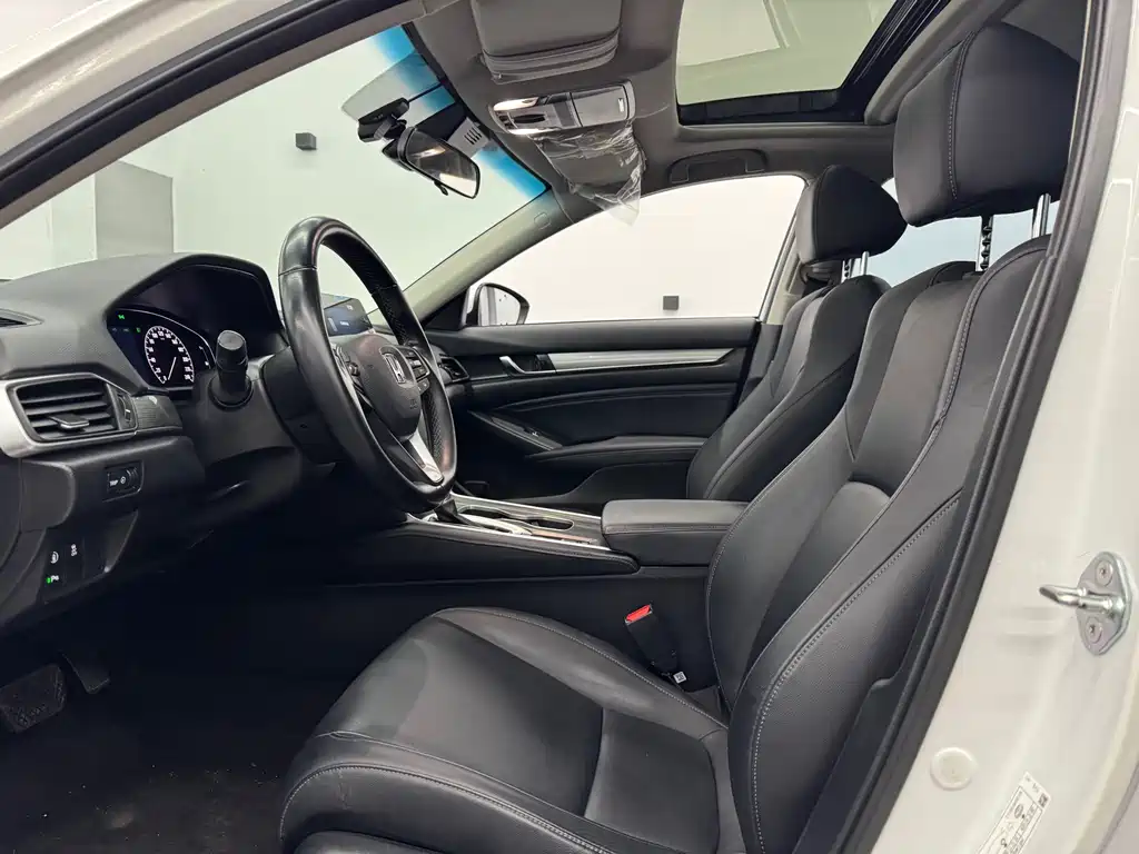 Honda Accord — миниатюра 4
