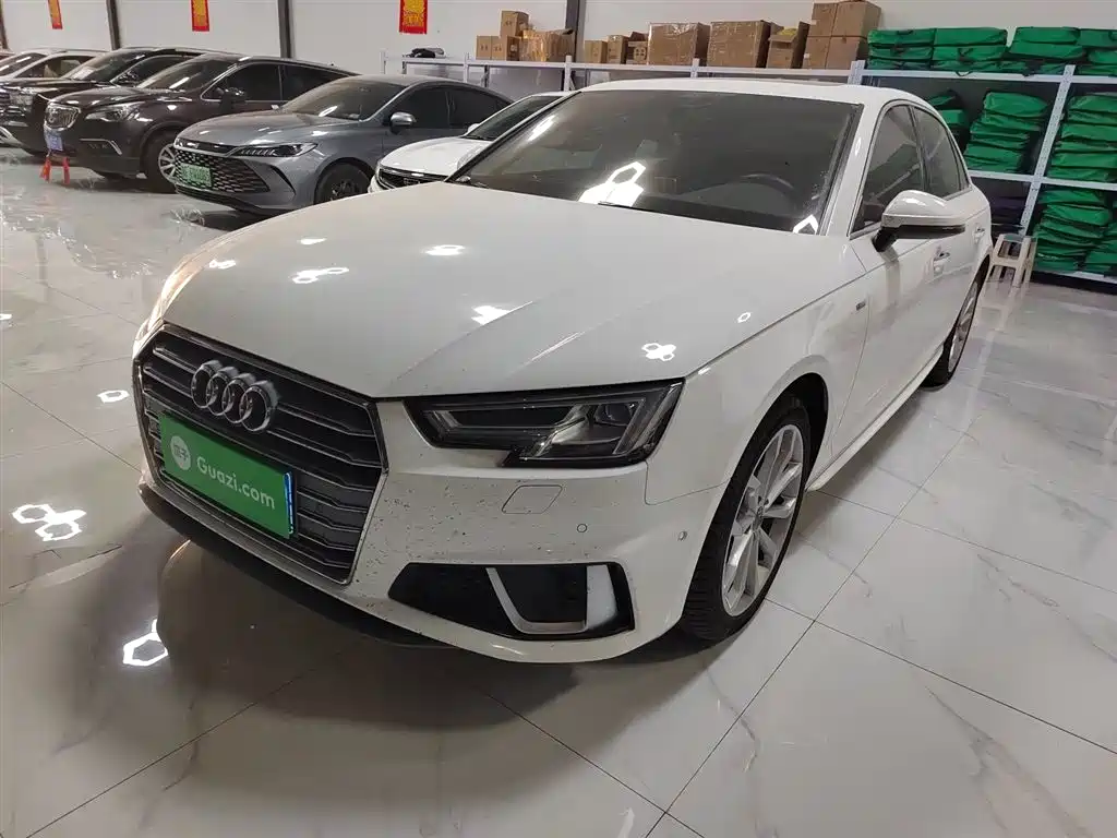 Audi A4L 2019