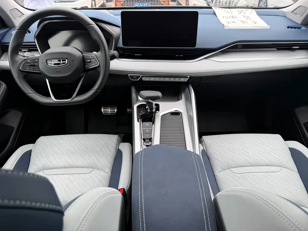 Geely Preface 2023 2.0TD Luxury