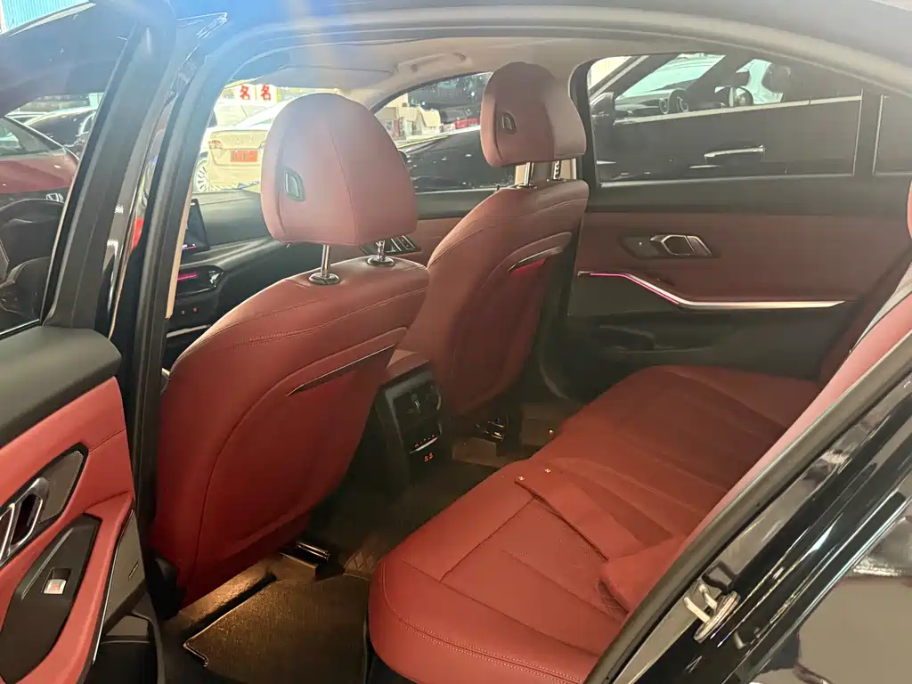 BMW 3 Series 3 2025 330Li M Sport