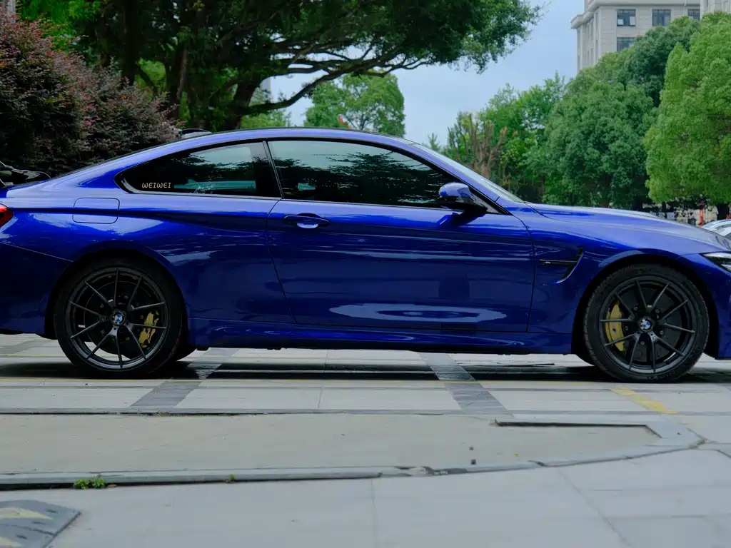 BMW M4 2018 M4 CS