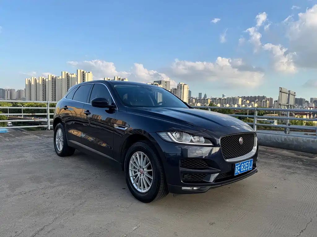Jaguar F-PACE — миниатюра 3