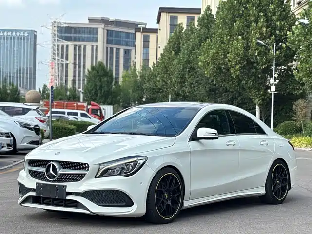 Mercedes-Benz CLA