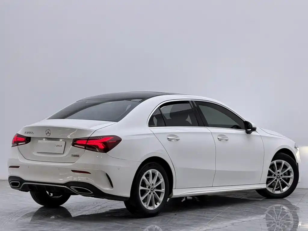 Mercedes-Benz A-Class — миниатюра 12