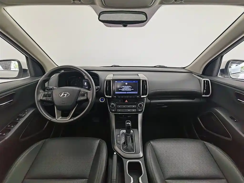 Hyundai BAIC Hyundai ix35 ix35 2018 2.0L AT Enjoy