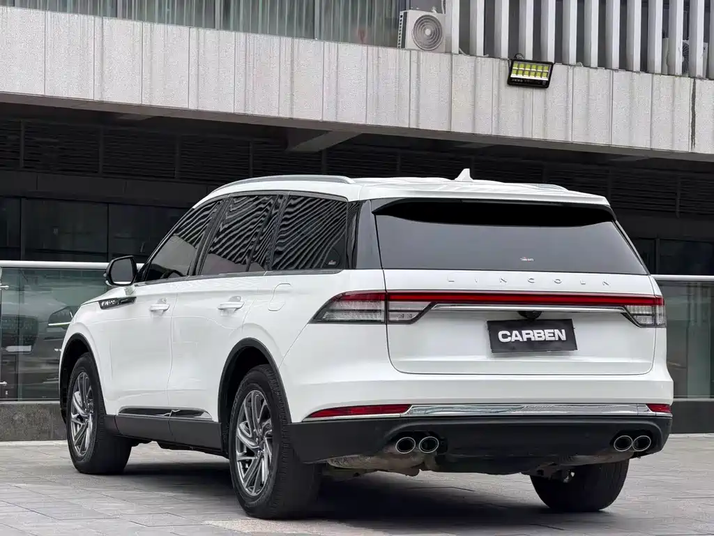 Lincoln Aviator — миниатюра 7