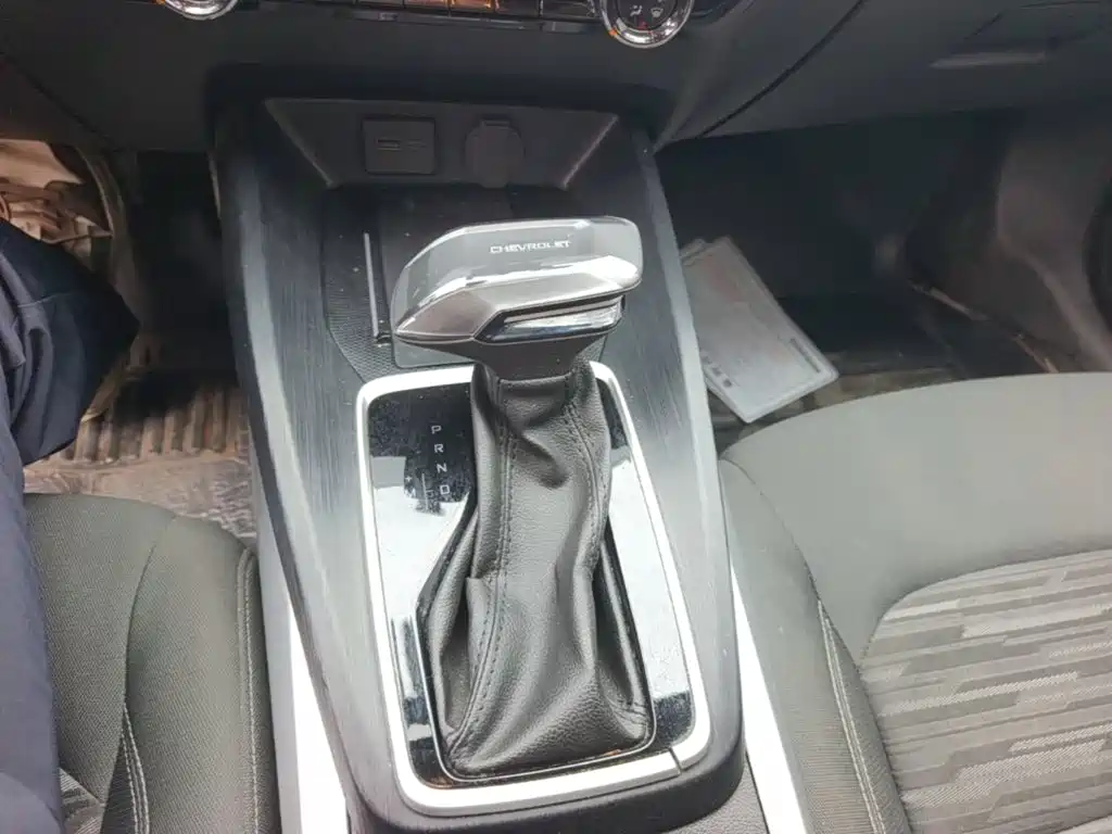 Chevrolet Monza — миниатюра 14