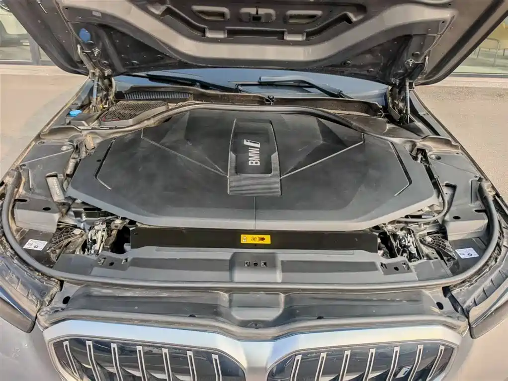 BMW i5 2024 eDrive 35L Premium Luxury