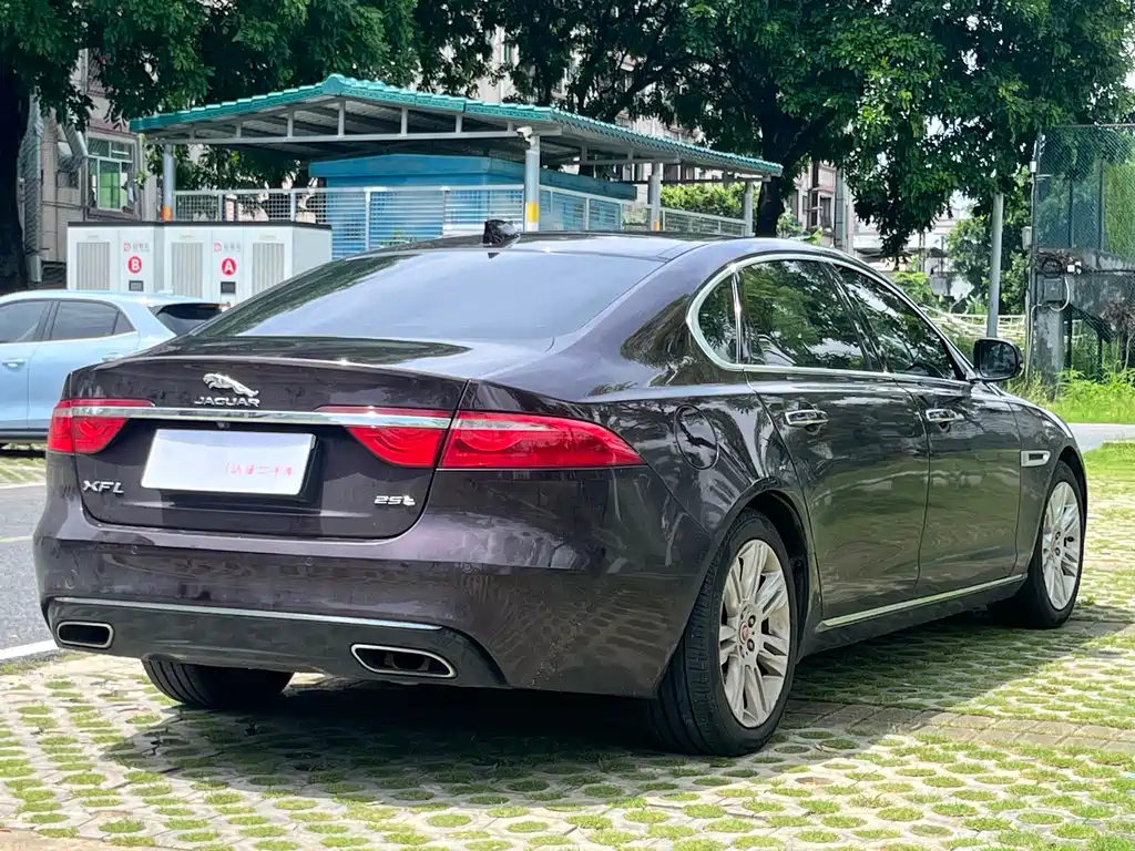 Jaguar XFL 2018 XFL 2.0T 250PS Premium