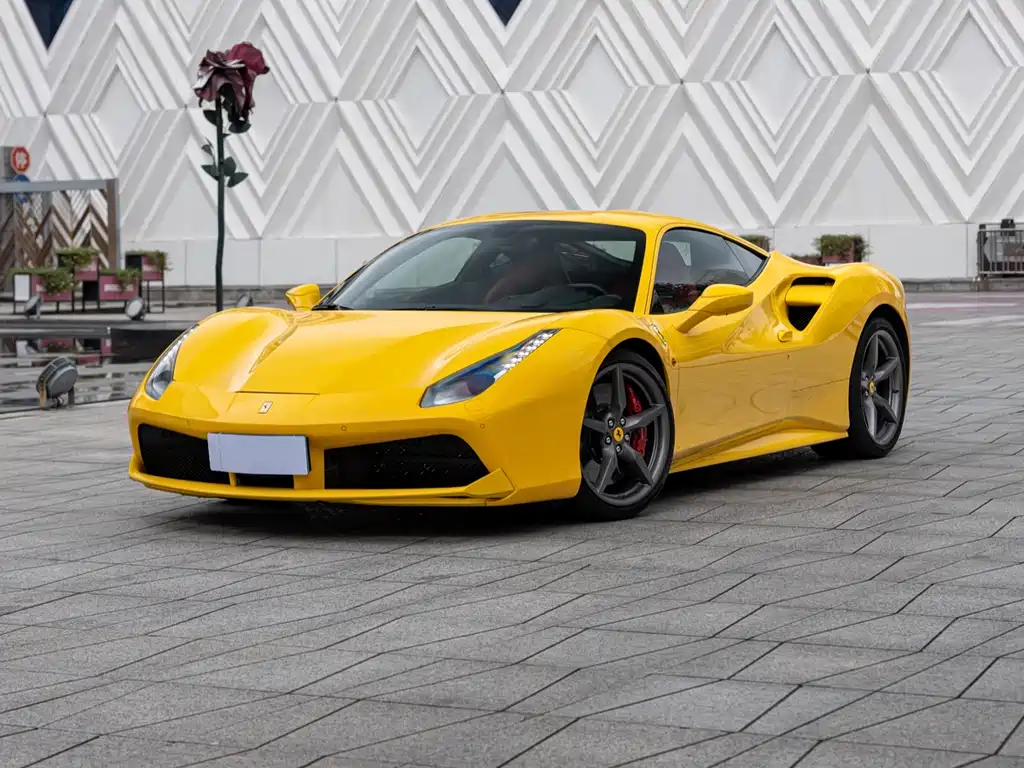 FERRARI 488