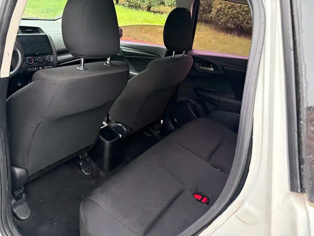 Honda Fit — миниатюра 9
